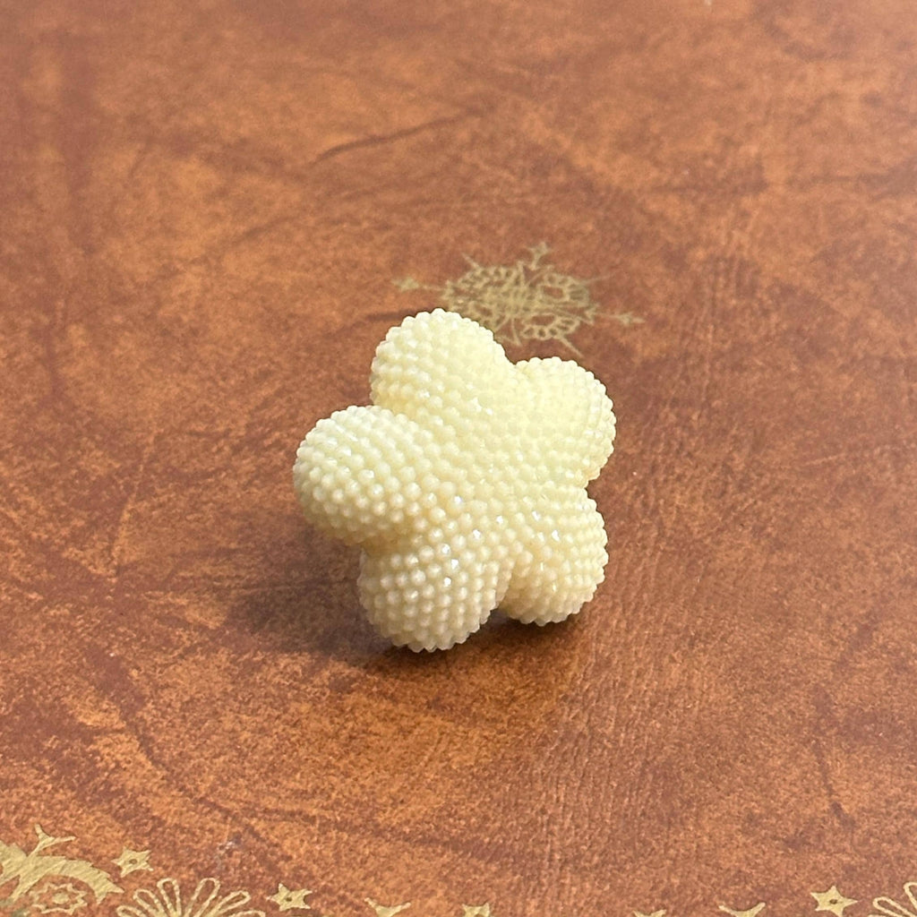 Novelty Cream Puffy Diamante Starfish Ring Silver Tone Adjustable Size