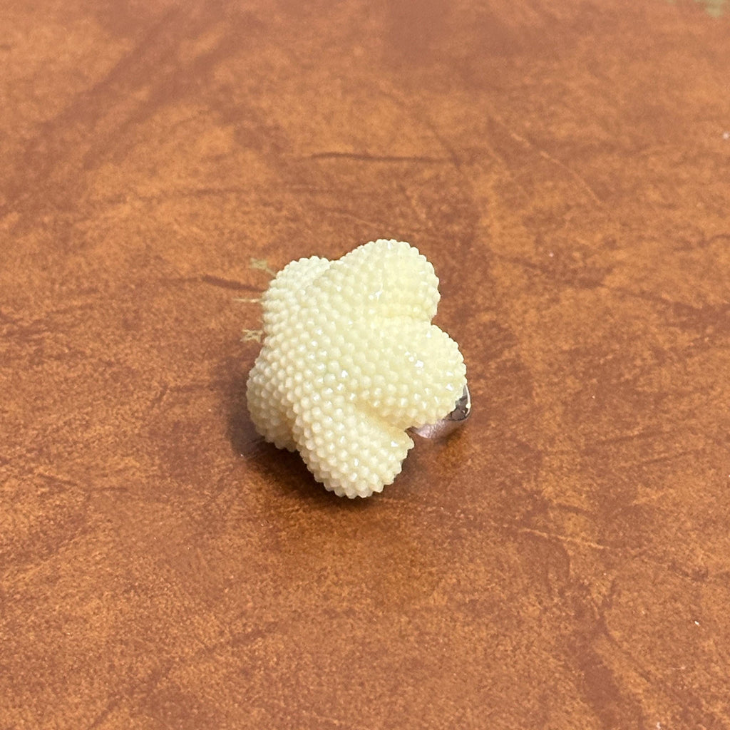 Novelty Cream Puffy Diamante Starfish Ring Silver Tone Adjustable Size