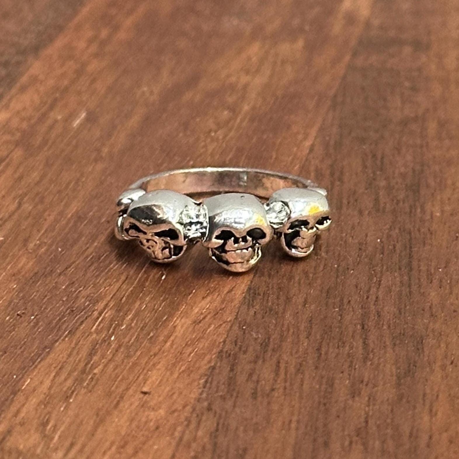 Alternative Gothic Biker Triple Skull Band Ring Silver Tone Halloween Pirate Ring - Various Sizes