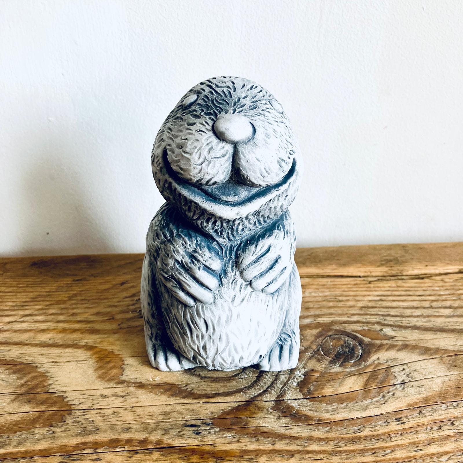 Novelty Garden Laughing Beaver Statue Ornament Statue Black/Grey Gardener&#39;s Gift 13cm