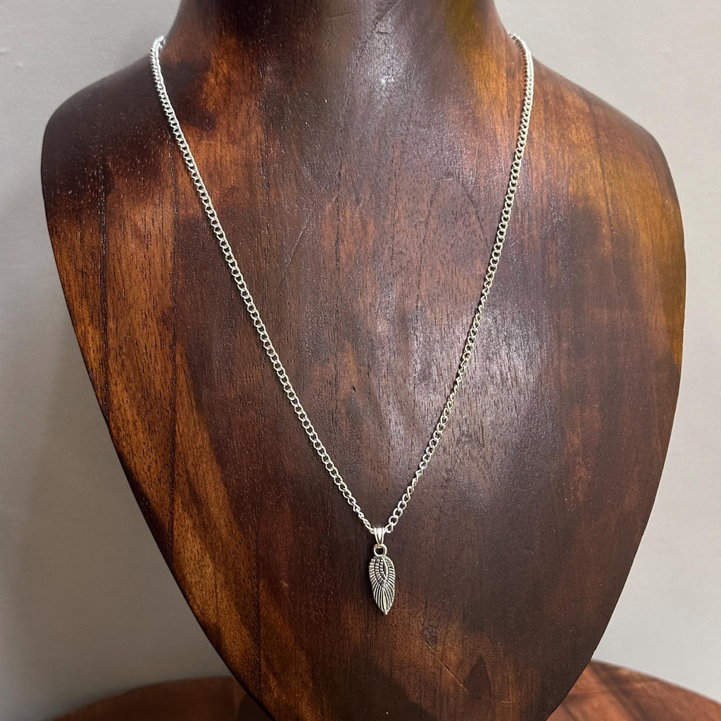 Handmade Native American Double Wings Pendant Necklace Silver Plate Lucky Charm Gift