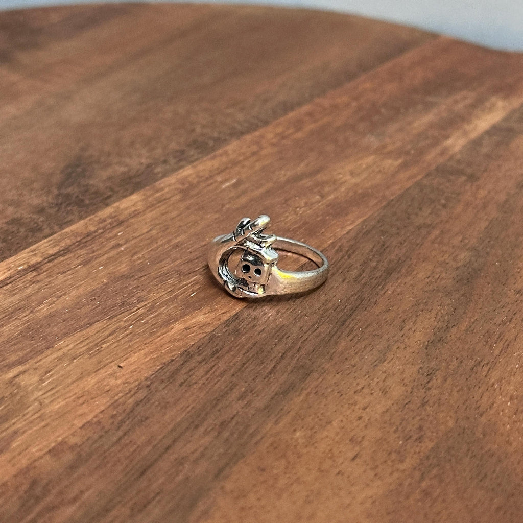 Spirit Hand Gothic Skull Ring Statement Piece Halloween Ring Silver Tone - Various Sizes