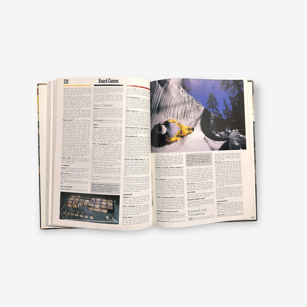 The Guinness Book Of Records 1990 Hardback Book (Donald McFarlan)