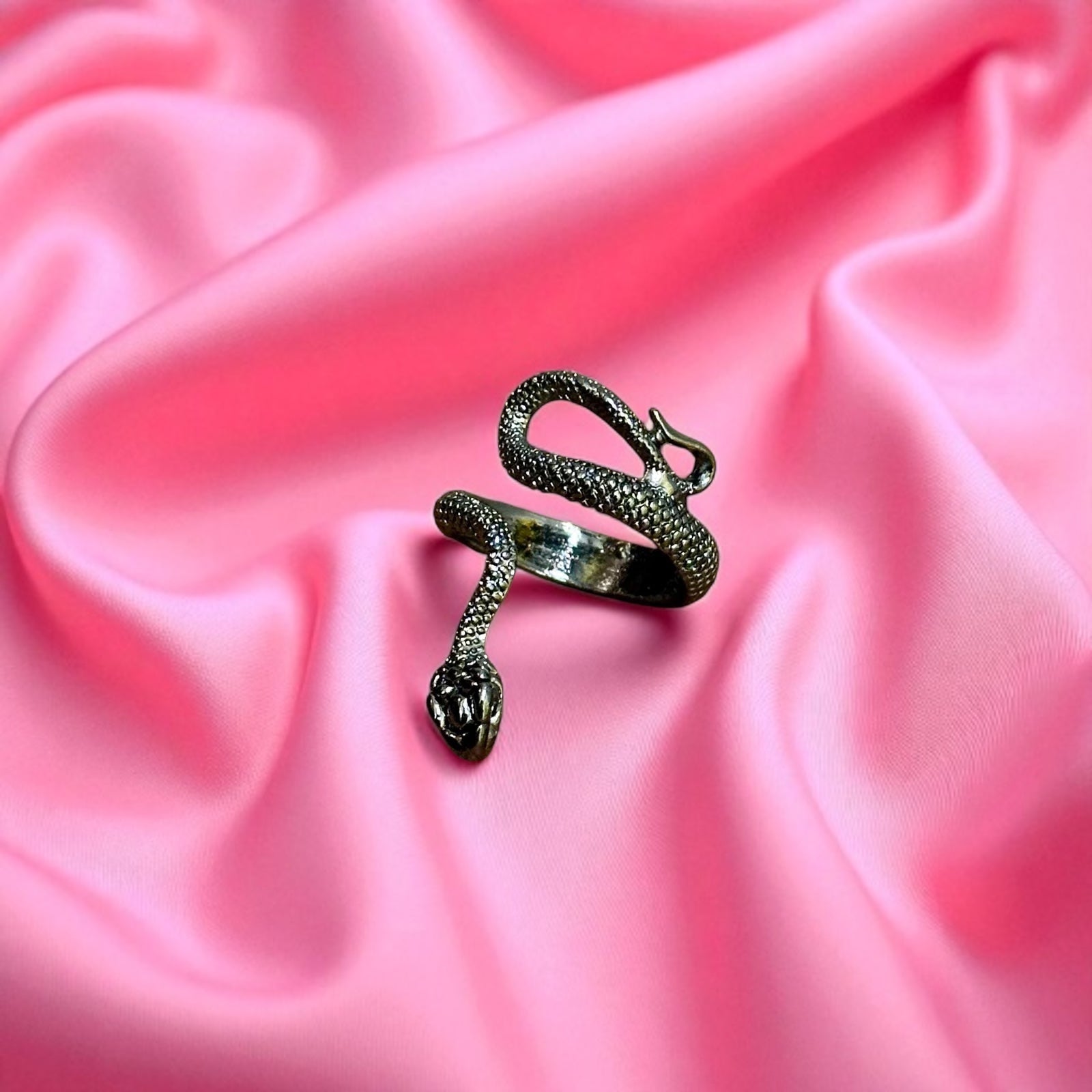 Gothic Snake Serpent Full Finger Ring Black Silver Tone - Size R