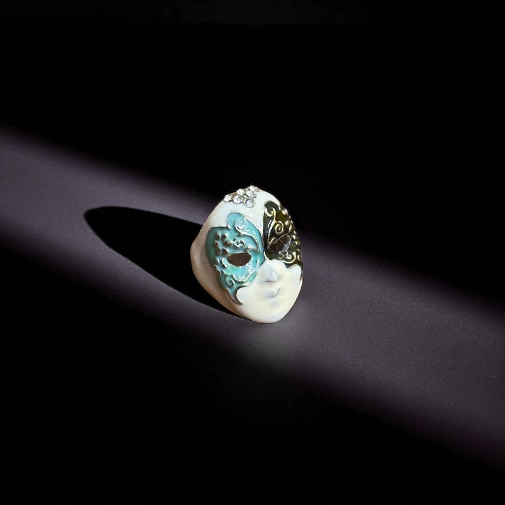 Unusual Statement Masquerade Mask Ring White/Silver Tone Various Colours & Sizes