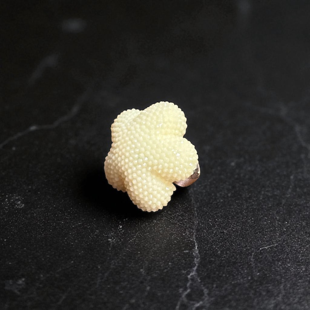 Novelty Cream Puffy Diamante Starfish Ring Silver Tone Adjustable Size