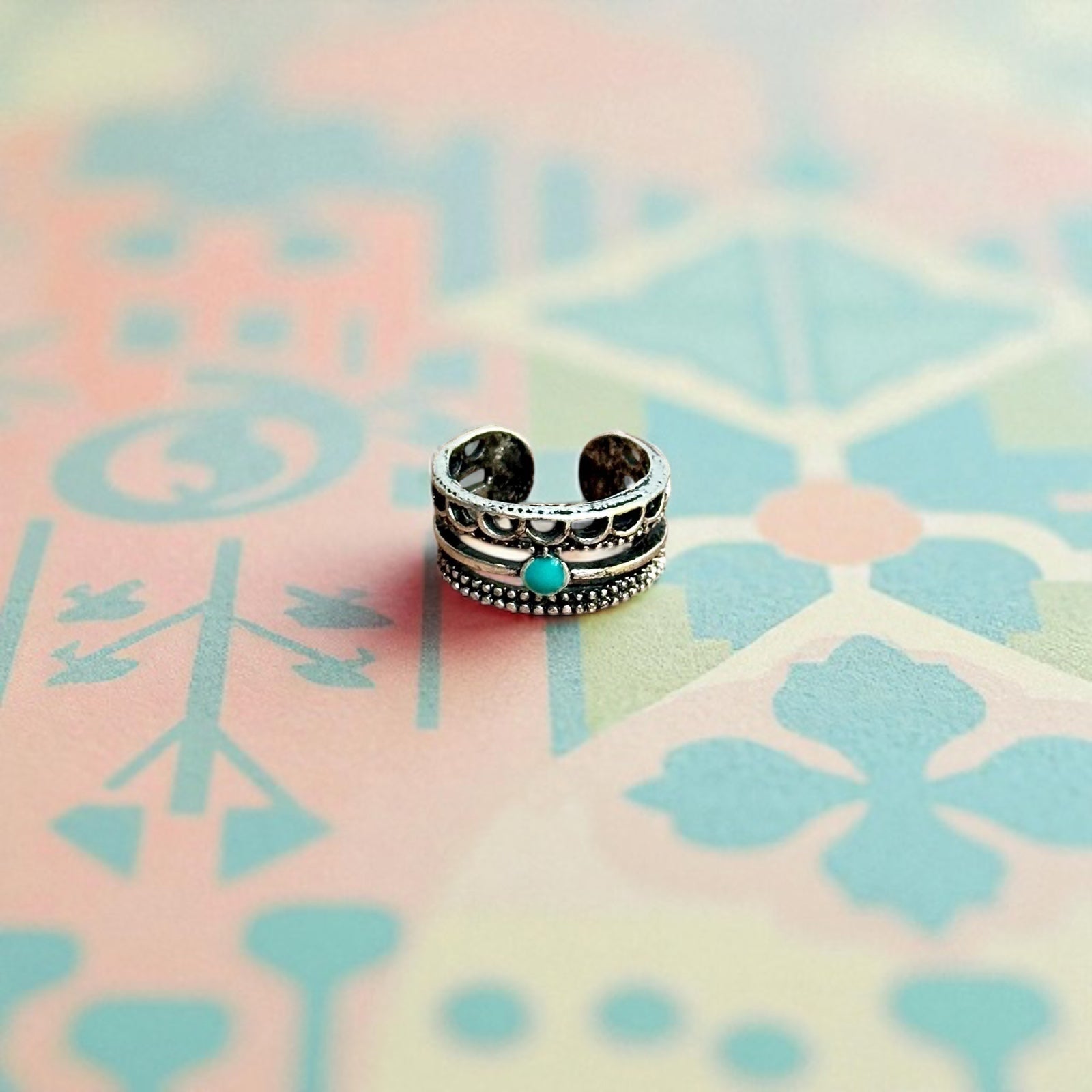 Patterned Boho Tribal Ring Open Band Unique Green Silver Tone Adjustable - Size L 1/2