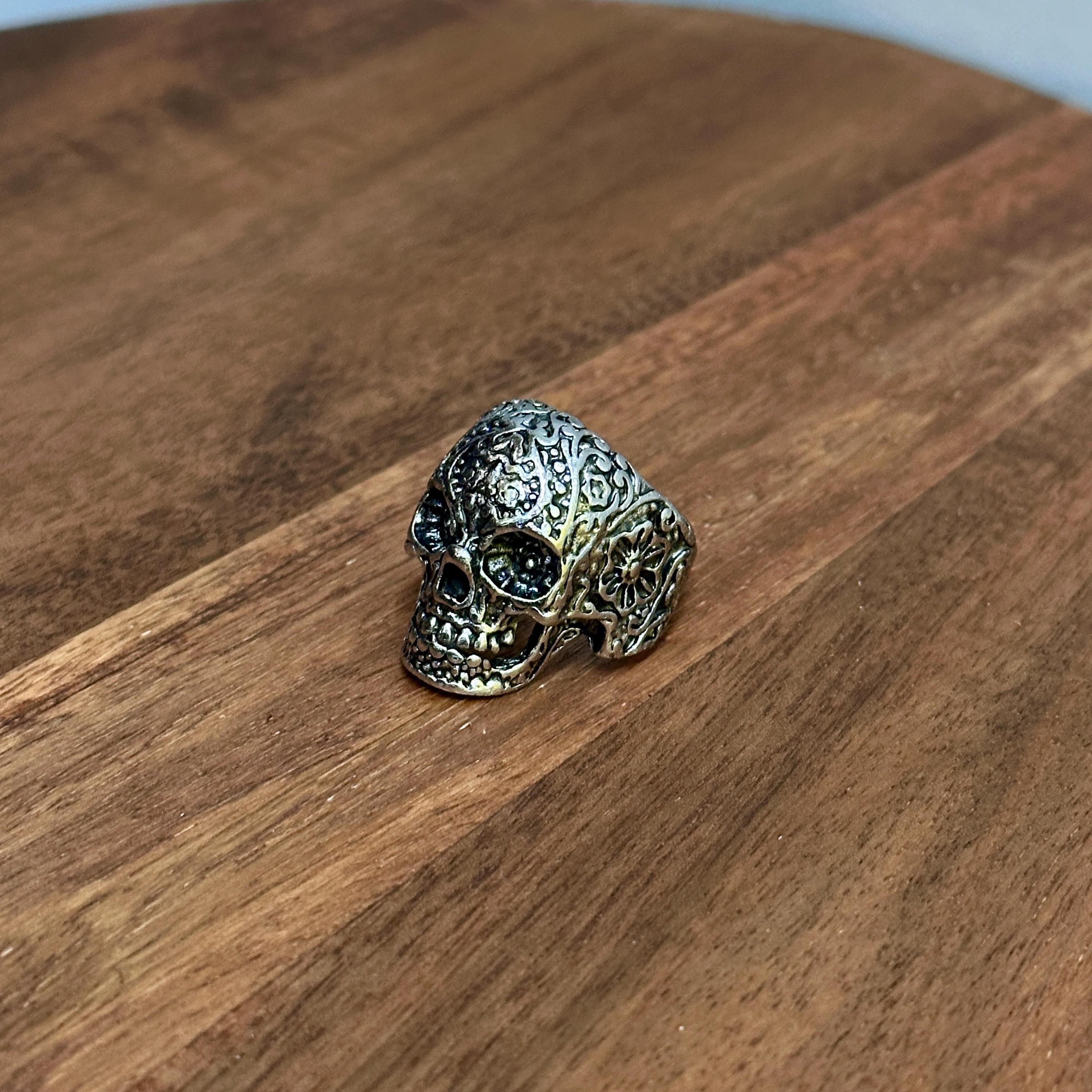 Alternative XL Chunky Gothic Sugar Skull Ring Statement Piece Silver Tone - Size T 1/2