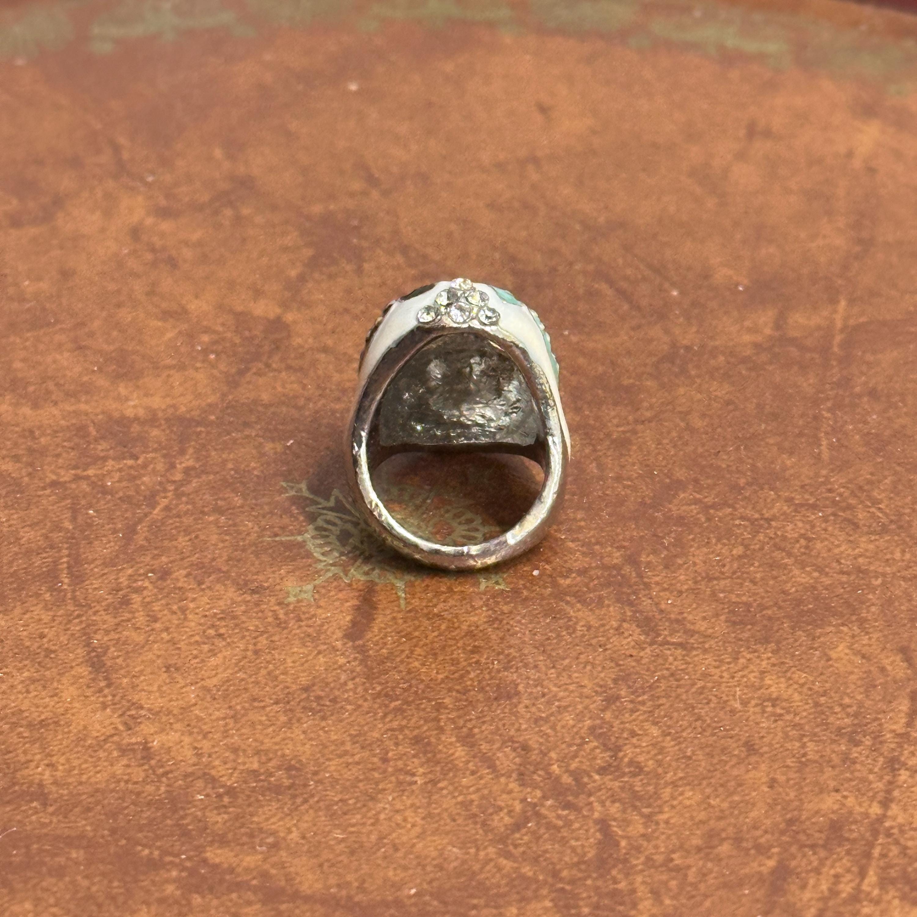 Unusual Statement Masquerade Mask Ring White/Silver Tone Various Colours & Sizes