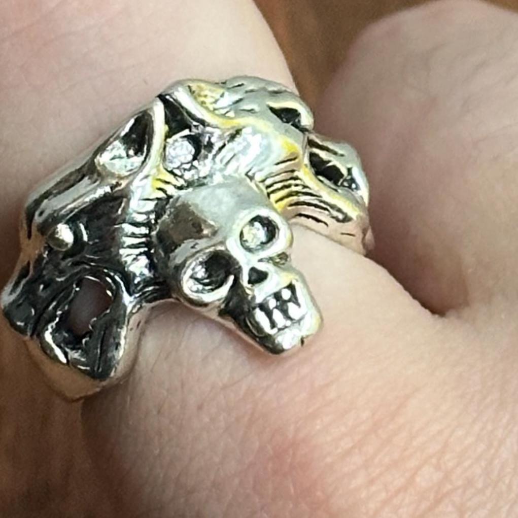 Wolf & Skull Gothic Statement Ring Halloween Biker Ring Silver Tone - Size P