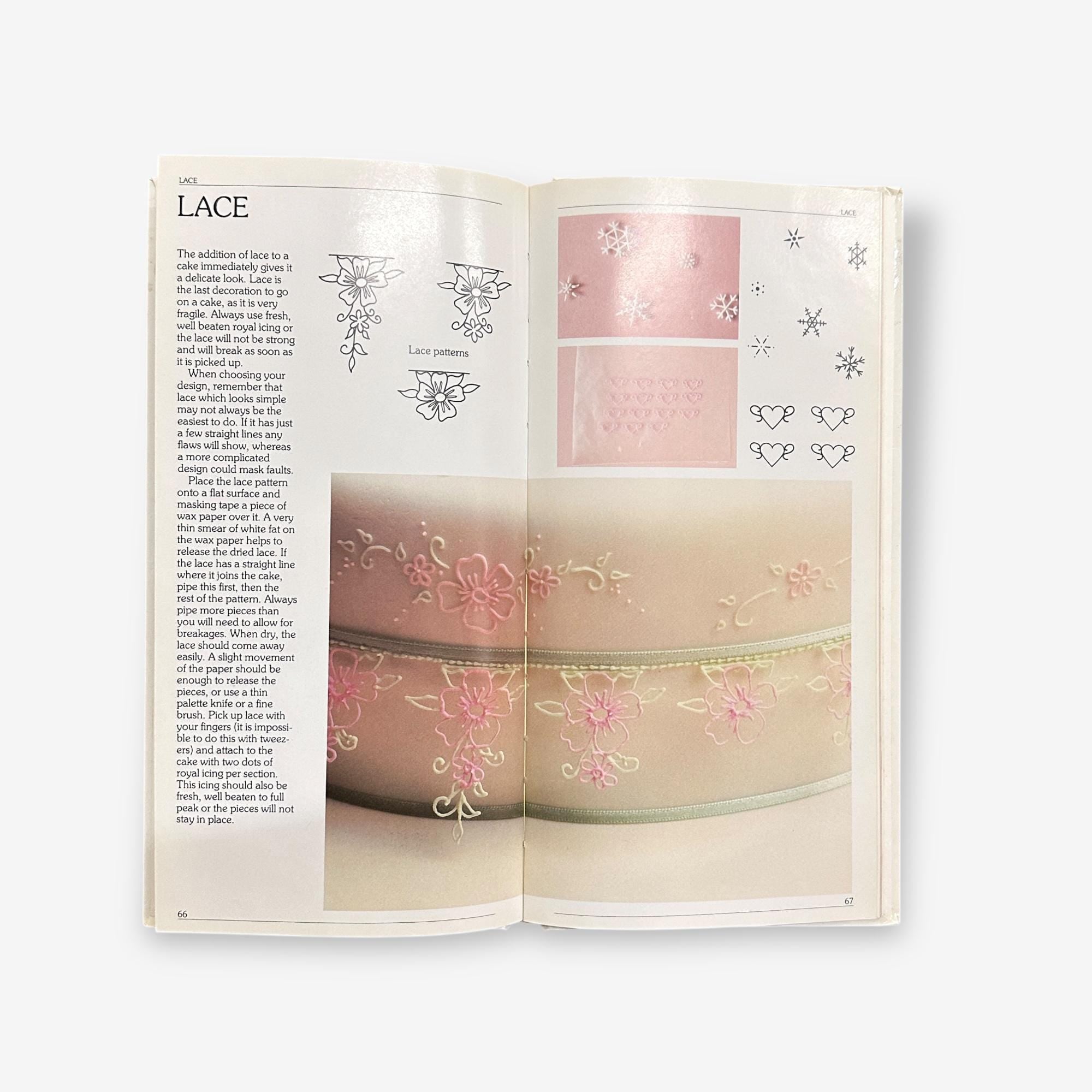 The Art Of Sugarcraft - Piping - Hardback Book (Norma Laver) 1988