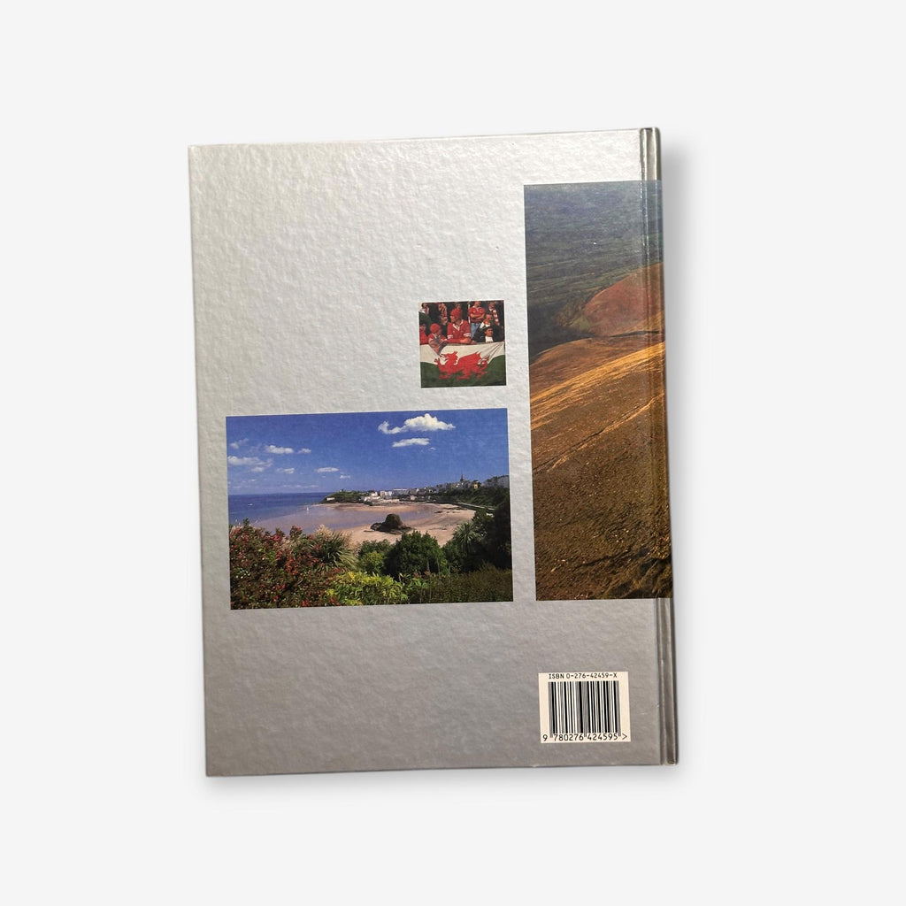 Exploring The British Isles - Land Of The Dragon - Hardback Book (Readers Digest) 2000